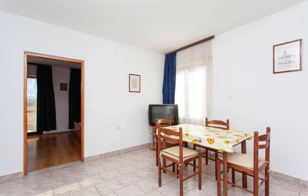Studio Apartman Krk Town Exterior foto