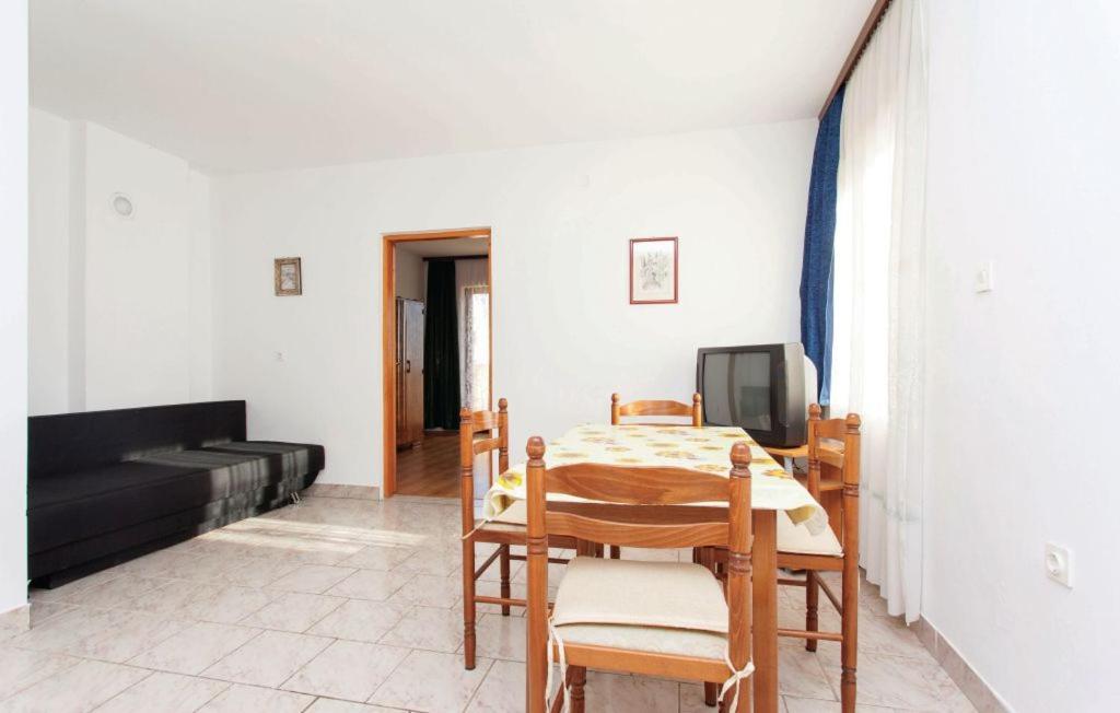 Studio Apartman Krk Town Exterior foto