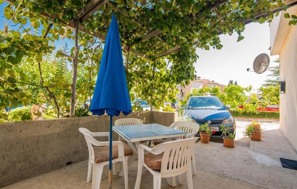 Studio Apartman Krk Town Exterior foto