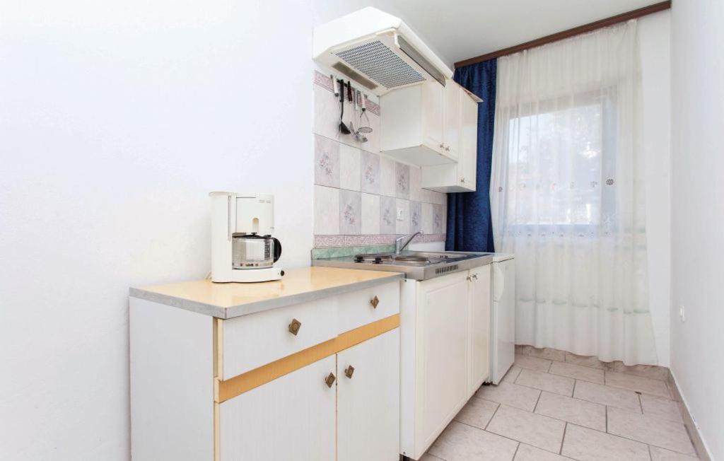Studio Apartman Krk Town Exterior foto